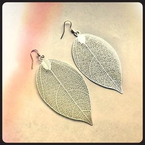 Silver leaf earrings